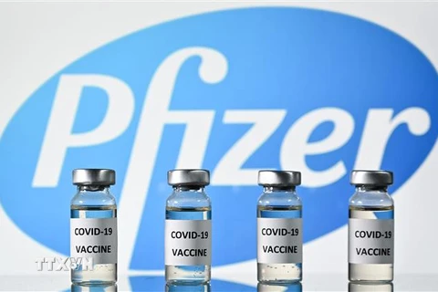 Vắcxin do hãng dược Pfizer nghiên cứu và sản xuất (Nguồn:TTXVN) 
