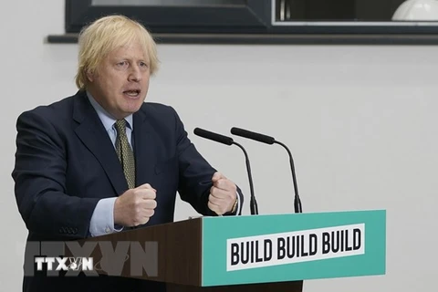 Thủ tướng Anh Boris Johnson. (Ảnh: THX/TTXVN) 