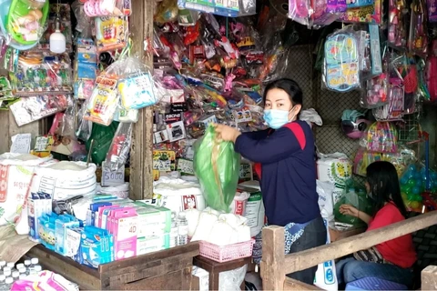 Beoung Keng Kang là một trong những chợ dân sinh hiếm hoi còn mở cửa khi Phnom Penh ban bố lệnh phong tỏa từ ngày 15/4. (Ảnh: Trần Ngọc Long/TTXVN)