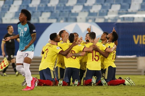 Tuy bị đánh giá thấp hơn, nhưng Venezuela đã gây không ít khó khăn cho các cầu thủ của Ecuador. Phải chờ đến phút thứ 32 của trận đấu, đội bóng áo vàng mới có được bàn mở tỉ số.(Nguồn:GettyImages)