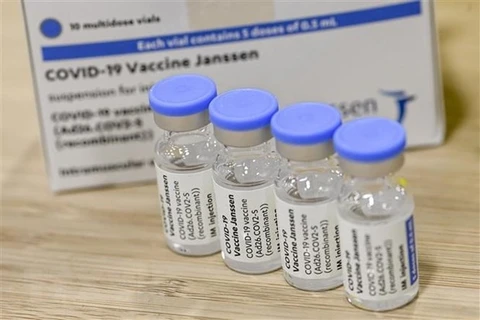 Vaccine ngừa COVID-19 của hãng dược phẩm Johnson & Johnson. (Ảnh: AFP/TTXVN) 