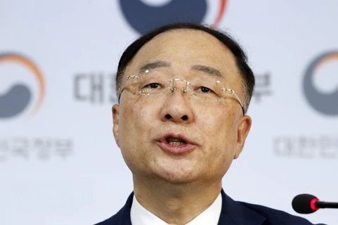 Phó Thủ tướng kiêm Bộ trưởng Kinh tế và Tài chính Hàn Quốc (MOEF) Hong Nam-ki.(Nguồn: NewsBeezer)