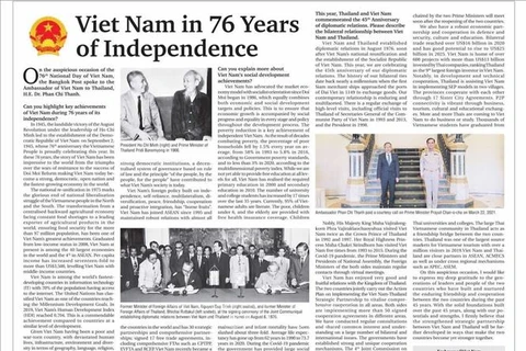 Tờ Bangkok Post ngày 2/9 trân trọng đăng bài trả lời phỏng vấn của Đại sứ Việt Nam tại Thái Lan Phan Chí Thành nhân dịp kỷ niệm 76 năm Quốc khánh Việt Nam. (Ảnh: TTXVN)