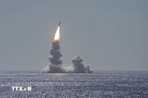 Vụ phóng thử tên lửa Trident II. (Nguồn: The Sun/TTXVN)