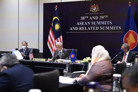 Thủ tướng Malaysia Ismail Sabri Yaakob phát biểu tại hội nghị. Ảnh: Mạnh Tuân)