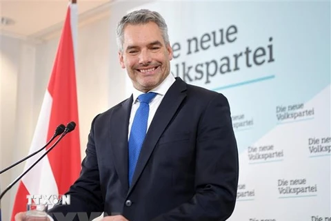 Thủ tướng Áo Karl Nehammer. (Ảnh: AFP/TTXVN)