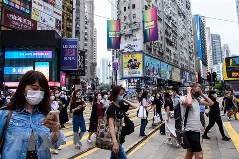 Người dân Hong Kong giữa dịch COVID-19. (Nguồn: TTXVN) 