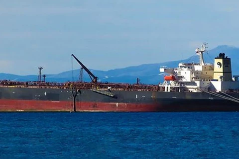 Tàu FSO Safer bị mắc kẹt ngoài khơi cảng Ras Isa của Yemen. (Nguồn: Reuters)