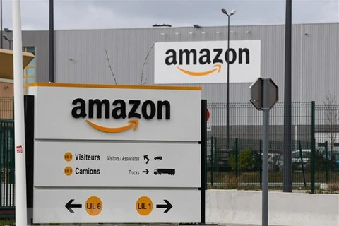 Logo của Tập đoàn Amazon. (Ảnh: AFP/TTXVN) 