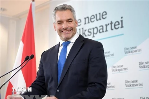 Thủ tướng Áo Karl Nehammer. (Ảnh: AFP/TTXVN) 
