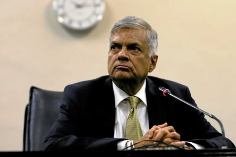 Thủ tướng Sri Lanka Ranil Wickremesinghe dự một cuộc họp báo ở thủ đô Colombo hồi năm 2018. (Ảnh: Reuters.)