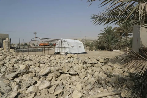 Iran triển khai lực lượng cứu hộ đến khu vực xảy ra hai trận động đất 