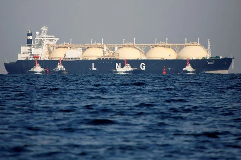 Một con tàu chở LNG. (Ảnh: Reuters) 