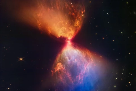 Kính thiên văn không gian lớn nhất thế giới James Webb. (Ảnh: AFP/TTXVN)