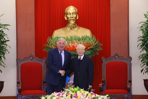 Tổng Bí thư Nguyễn Phú Trọng tiếp Chủ tịch Thượng viện Cộng hòa Pháp Gérard Larcher. (Ảnh: Văn Điệp/TTXVN)