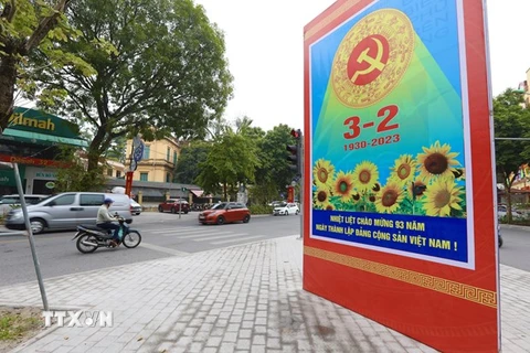 Pano cổ động kỷ niệm 93 năm Ngày thành lập Đảng Cộng sản Việt Nam. (Ảnh: Hoàng Hiếu/TTXVN) 