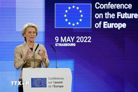 EU xem xét các kế hoạch đầu tư để phản ứng với trợ cấp “xanh” của Mỹ