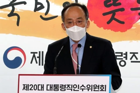 Phó Thủ tướng kiêm Bộ trưởng Kinh tế và Tài chính Choo Kyung-ho.(Nguồn: Yonhap)