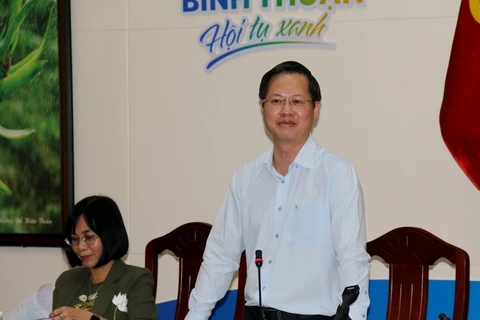 Ông Đoàn Anh Dũng, Chủ tịch UBND tỉnh Bình Thuận phát biểu tại buổi làm việc. (Ảnh: Nguyễn Thanh/TTXVN)