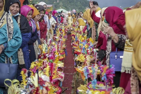 Tín đồ Hồi giáo Indonesia và Malaysia bước vào tháng lễ Ramadan