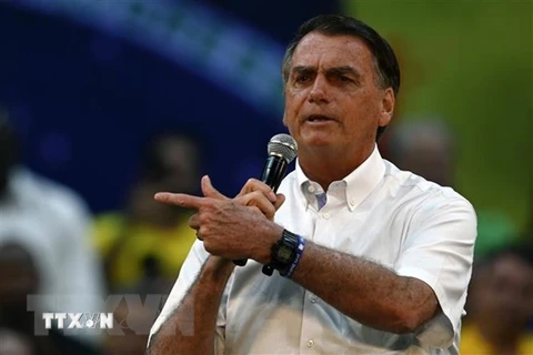Cựu Tổng thống Brazil Jair Bolsonaro về nước để tham gia chính trường