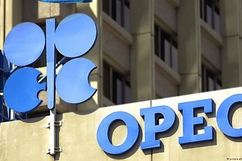 Phản ứng của Mỹ sau quyết định của OPEC+ về đợt cắt giảm sản lượng
