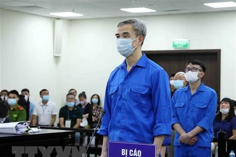Bản tin 60s: Đề nghị tuyên phạt ông Nguyễn Quang Tuấn 4-5 năm tù