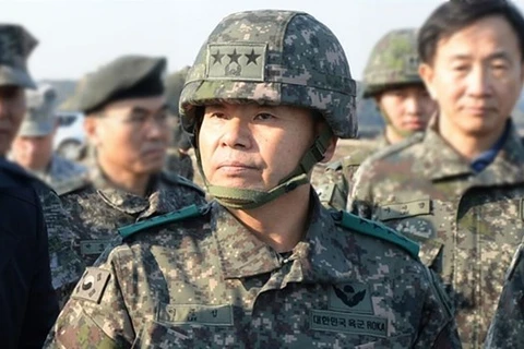Bộ trưởng Quốc phòng Hàn Quốc thăm Panmunjom động viên binh sỹ