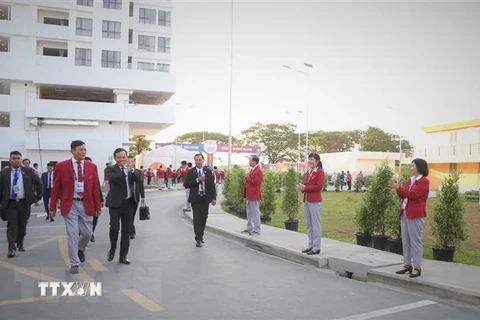 PTT Trần Lưu Quang khích lệ tinh thần của Đoàn Thể thao Việt Nam