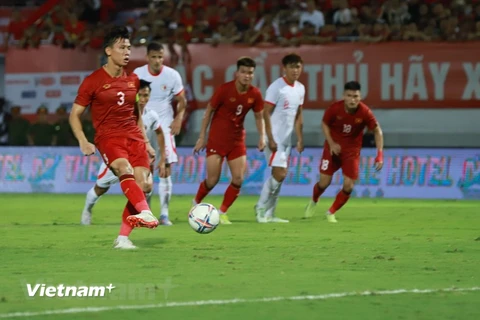 Đội tuyển Việt Nam vươn lên vị trí thứ 94 trên bảng xếp hạng của FIFA