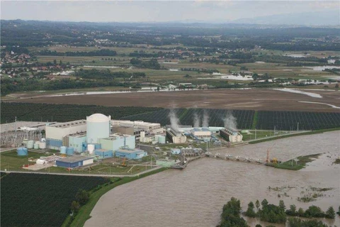 Nhà máy điện hạt nhân duy nhất ở Slovenia tạm thời ngừng hoạt động 