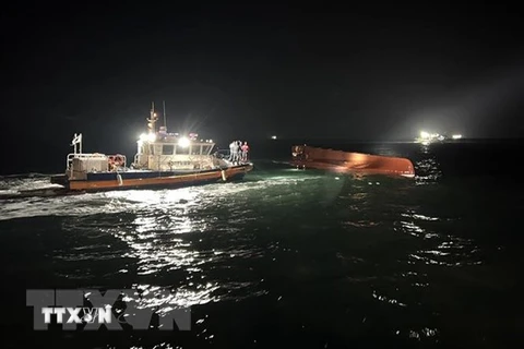 Lật tàu đánh cá ngoài khơi Hàn Quốc, 4 người thiệt mạng