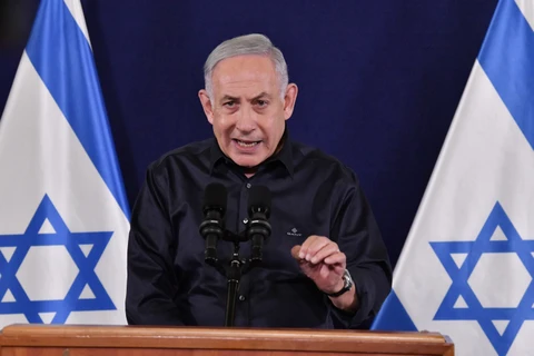 Thủ tướng Israel Benjamin Netanyahu phát biểu họp báo ở Tel Aviv ngày 18/11/2023. (Ảnh: THX/TTXVN)
