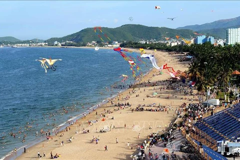 Bãi biển Nha Trang - Khánh Hòa trong ngày hội thả diều nghệ thuật tại Festival biển Nha Trang. (Ảnh: Thanh Hà/TTXVN)