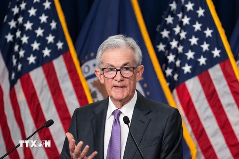 Chủ tịch Fed Jerome Powell phát biểu trong cuộc họp báo ở Washington, DC ngày 20/3/2024. (Ảnh: THX/TTXVN)