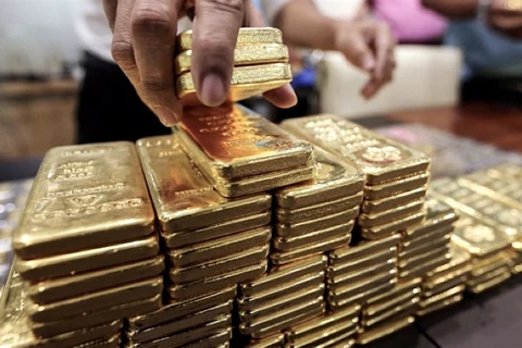 Giá vàng giao tháng Sáu tăng 1,6% lên 1.867,6 USD/ounce. (Nguồn: mining.com)