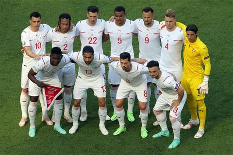 Đội hình xuất phát của Thụy Sĩ trong trận đối đầu với Xứ Wales tại Bảng A EURO 2020, trên sân vận động Olympic ở Baku, Azerbaijan, ngày 12/6/2021. (Ảnh: AFP/TTXVN)