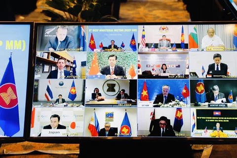 Đại biểu các nước tham dự Hội nghị Bộ trưởng kinh tế RCEP lần thứ 8, được tổ chức trực tuyến vào ngày 27/8/2020. (Ảnh: Trần Việt/TTXVN)