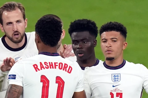 Marcus Rashford, Bukayo Saka và Jadon Sancho trở thành nạn nhân của các hành vi phân biệt chủng tộc, sau khi đội tuyển Anh thua cuộc trước đối thủ Italy trong trận chung kết EURO 2020. (Nguồn: skysports.com)