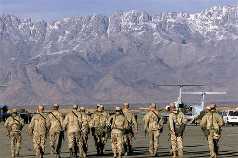 Binh sỹ Mỹ tại căn cứ không quân Bagram (Afghanistan). (Ảnh: AFP/TTXVN)