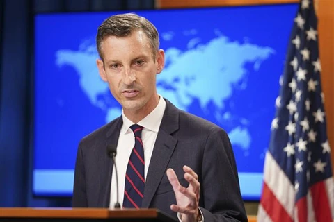 Người phát ngôn Bộ Ngoại giao Mỹ Ned Price phát biểu về tình hình Afghanistan trong cuộc họp báo tại Washington, D.C., ngày 16/8/2021. (Ảnh: AFP/ TTXVN)