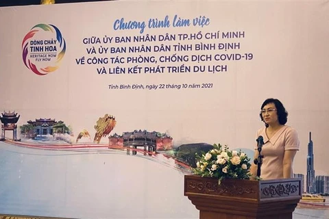 Bà Phan Thị Thắng, Phó Chủ tịch Ủy ban Nhân dân Thành phố Hồ Chí Minh đề xuất các giải pháp liên kết phát triển du lịch. (Ảnh: Tường Quân/TTXVN)