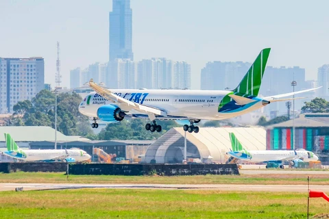 Bamboo Airways áp dụng ưu đãi giảm giá tới 50% cho hơn 50 đường bay nội địa. (Ảnh: Vietnam+)