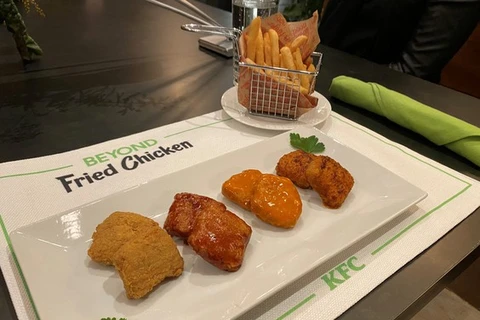 Một đĩa "gà rán" của Beyond với nước sốt của KFC được phục vụ ở Chicago (Mỹ), ngày 28/1/2020. (Nguồn: o.canada.com)