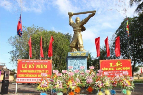 Tượng Hoàng đế Quang Trung-Nguyễn Huệ tại khu di tích Tây Sơn Thượng Đạo ở Gia Lai. (Nguồn: laodong.vn)