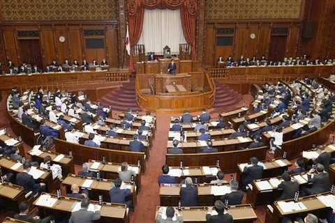 Toàn cảnh một phiên họp của quốc hội Nhật Bản ở Tokyo, ngày 13/10/2021. (Ảnh: Kyodo/TTXVN)