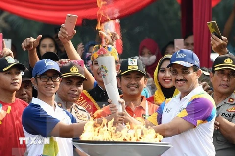 Ngọn đuốc Đại hội thể thao châu Á (ASIAD) tại Jakarta (Indonesia), ngày 15/8/2018. (Nguồn: THX/TTXVN)