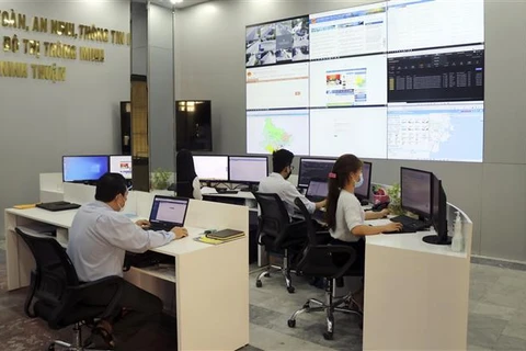 Trung tâm giám sát, điều hành, an toàn, an ninh mạng (SOC) và điều hành đô thị thông minh (IOC) - "bộ não số" của tỉnh Ninh Thuận. (Ảnh: Nguyễn Thành/TTXVN)
