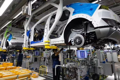 Dây chuyền sản xuất xe điện Ioniq 5 của Huyndai tại một nhà máy của hãng ở Ulsan (Hàn Quốc), ngày 20/1/2022. (Nguồn: asia.nikkei.com)