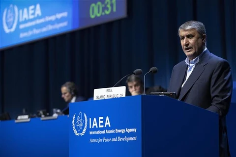 Người đứng đầu Tổ chức Năng lượng nguyên tử Iran (AEOI) Mohammad Eslami phát biểu tại Hội nghị Toàn thể IAEA ở Vienna (Áo) ngày 26/9/2022. (Ảnh: AFP/TTXVN)